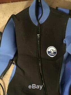 2 pc 5.5 mil Wetsuit, BCD, SCUBA Gear and Accessories GREAT CONDITION
