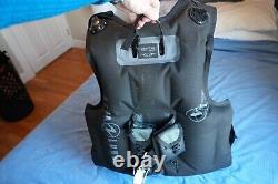 AQUA LUNG Axiom I3 BCD XL Great condition