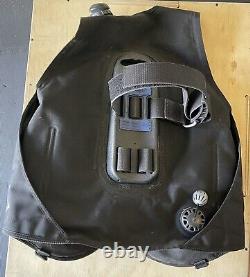 Aeris Sport Scuba Diving Buoyancy Compensator Medium