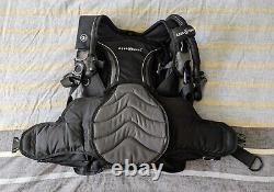 AquaLung Dimension back inflate BCD Size M Excellent Condition