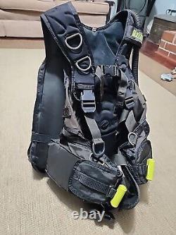 Aqua-Lung Malibu RDS Weight Integrated BCD SCUBA Diving, SMALL