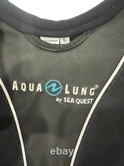 Aqua Lung Pearl i3 Scuba Diving BCD Size Small Used only 2 times-knife included