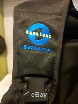 Aqua Lung Sonic 2 BCD Size Small Excellent Shape