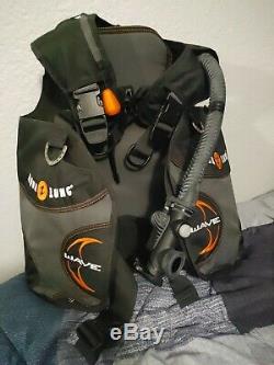 Aqua Lung Wave Scuba Diving BCD Vest- Youth XS. Never used