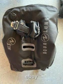 Aqualung Aqua Lung Dimension I3 BCD For Scuba Diving Size M (Only Used 3 times)
