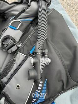 Aqualung Axiom BC XL Black/Charcoal with Inflator Hose