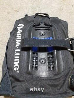 Aqualung BCD Scuba Dive Size ML Buoyancy Compensator There is no noticeable scra