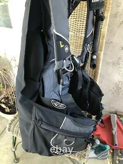 Aqualung DIMENSION SCUBA Dive BCD, Size Large, Weight Integrated BC