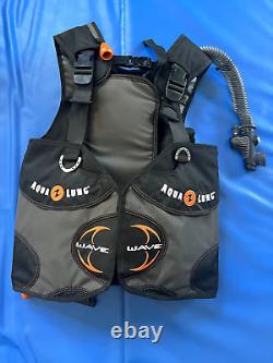 BRAND NEW Aqualung Wave BCD