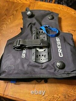 Cressi Aquapro 5 BCD Jacket Style, XL, Blue/Black, Used. Scuba Diving