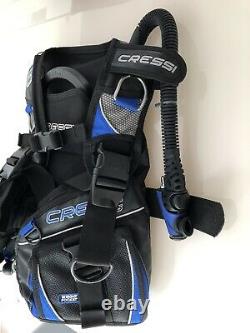 Cressi Scuba BCD Aquapro 5 Black Blue Dive Diving Snorkel Excell Cond Adult XS
