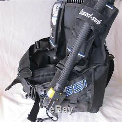 Cressi-Sub Aquapro 5 Buoyancy Control Device BCD size SMALL (Used Once) With Hose