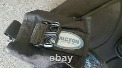Halcyon Dive Systems TRAVELER PRO 20 Divers B. C. WithWing & Backplate