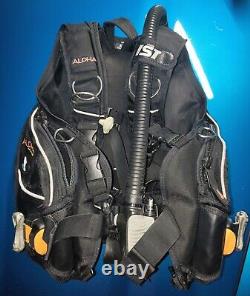 IST Alpha Scuba Diving BCD, Size XS Beautiful Shape, Just Servided for Sale