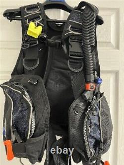 IST Saturn Buoyancy Compensator BC BCD Scuba Diving Equipment Gear Size SMALL
