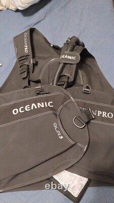 Oceanic OceanPro Scuba BCD XL Missing weight pockets weight belt included