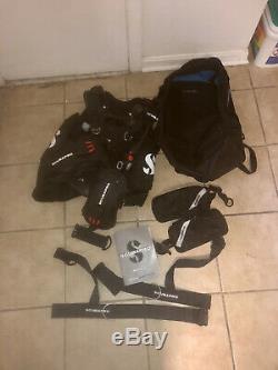 ScubaPro BCD Hydros Pro Men Large. Includes travel bag