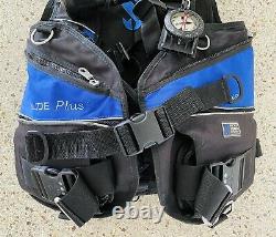 ScubaPro Glide Plus BCD With Air2 & Buckle Weight SystemSize LargeAkona Mesh Bag