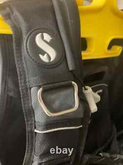 ScubaPro Glide X BCD Large Black WithAir 2 Safety Whistle