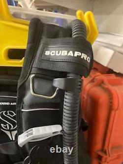 ScubaPro Glide X BCD Large Black WithAir 2 Safety Whistle