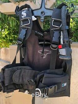 ScubaPro KnightHawk BCD with Air2 Size M USED