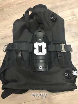 Scubapro Classic Bcd Size Large Looks Like Never In Water Cool