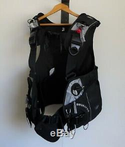 Scubapro Glide 3000 BCD Size XL / Extra Large Integrated Weight Pockets