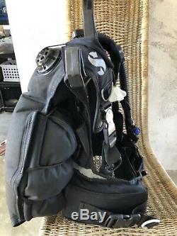 Scubapro Ladyhawk Scuba Dive BCD, Size Small BC, Weight Integrated New Inflator