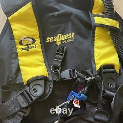 SeaQuest Balance SCUBA vest BCD diving yellow size L With Dive Knife Sub Duck