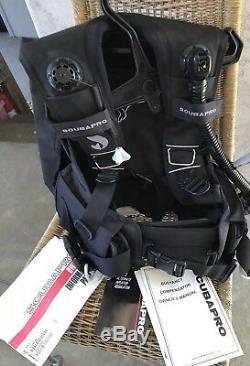 Unused Scubapro KNIGHTHAWK BCD, Size Medium, Weight Integrated Dive BC, Air 2