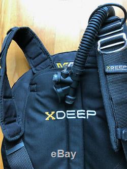 XDEEP ZEOS 28 with AL backplate and deluxe harness