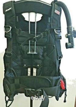 ZEAGLE Stiletto Wt Integrated BCD with rear trim pockets Size MD SCUBA DIVING