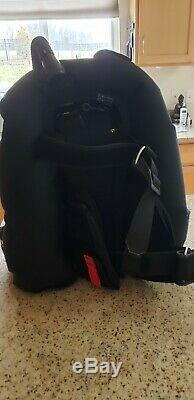 Zeagle Escape Scuba Diving BCD- Size Small. Weight pockets, Whistle. Excellent