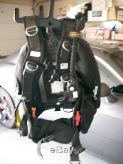 Zeagle Ranger bcd size medium with Scuba pro Air 2 intergrated Octo